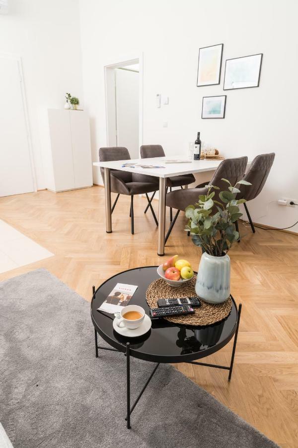 Stadlau Live Apartments Вена Экстерьер фото