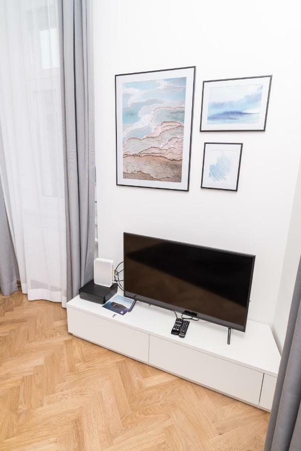 Stadlau Live Apartments Вена Экстерьер фото